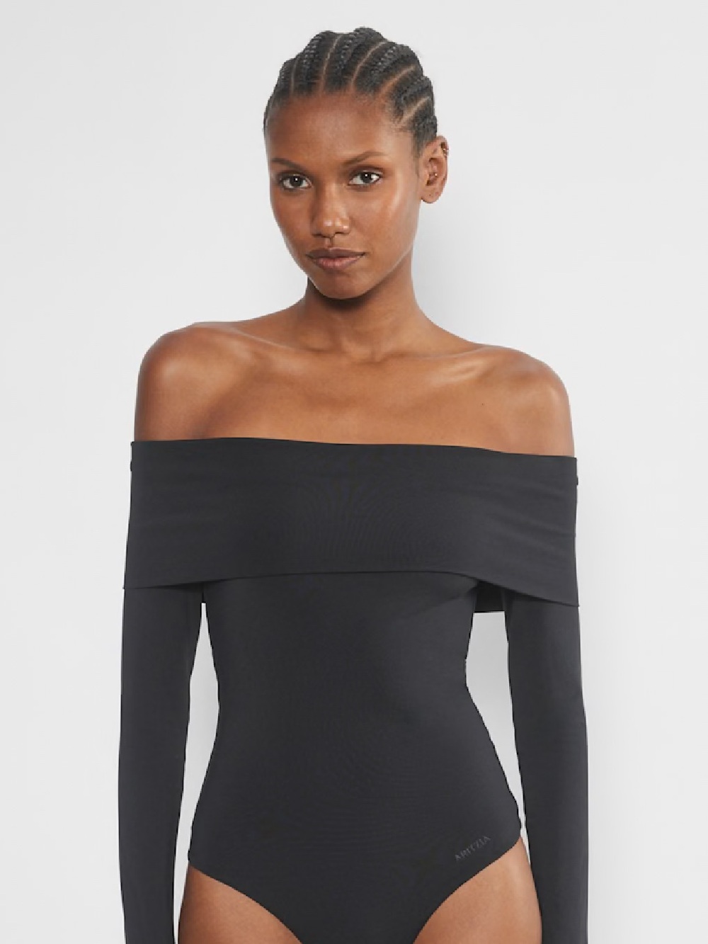 Aritzia Contour Deco Bodysuit size M